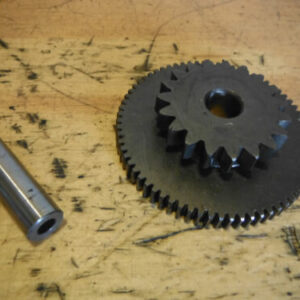 2002 KZ1000 POLICE KZ 1000 STARTER IDLER GEAR SHAFT