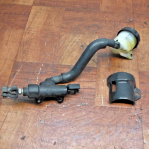 honda REAR BACK BRAKE MASTER CYLINDER W RESERVOIR 43510-MCV-006