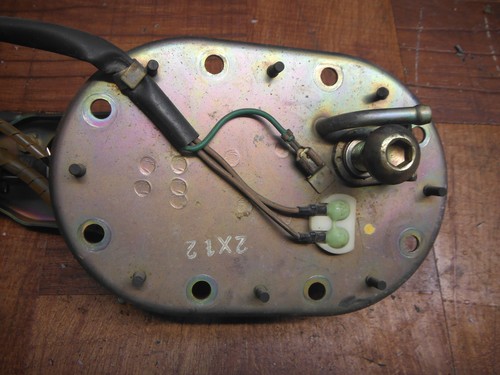 2002-2004 HONDA vtx1800c vtx1800r vtx1800s FUEL GAS PUMP 16700-MCH-023 working - Image 2