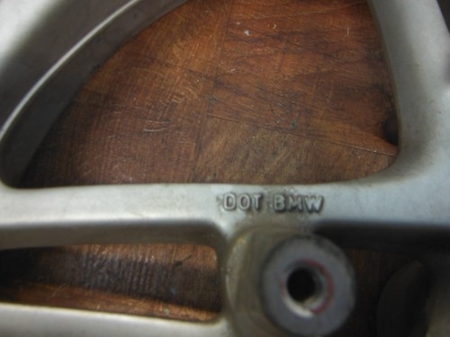 01-05 BMW R1150RT R1150 RT RS P FRONT WHEEL RIM - Image 11