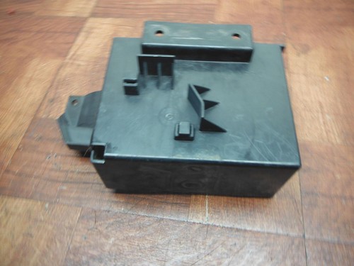 yamaha 06-12 fjr1300a 06-09 fjr1300ae TAPA DE BATERÍA OEM 3P6-2177G-00-00 - Image 3