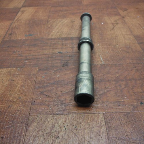 yamaha OEM FRONT WHEEL RIM AXLE PIVOT BOLT 2C0-25181-00-00