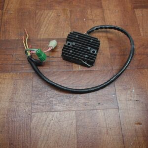honda 04-07 shadow sabre 1100 spirit regulador de voltaje OEM
