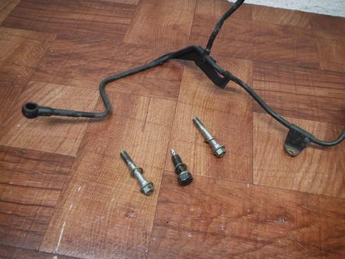 HONDA magna 700 VF 750 VF750 sabre V45 TUBO DE PASO DE ACEITE DE CABEZA DE CILINDRO DELANTERA - Imagen 3