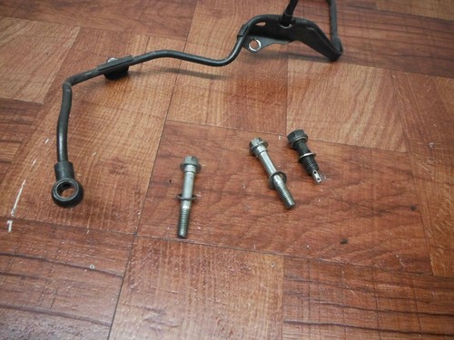 HONDA magna 700 VF 750 VF750 sabre V45 TUBO DE PASO DE ACEITE DE CABEZA DE CILINDRO DELANTERA - Imagen 5
