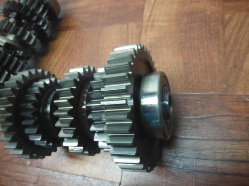 motor de 1300 honda transmisión engranes 23211-MCS-000 23220-MCS-010 - Imagen 3