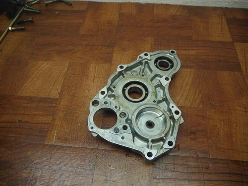 honda 1300 ENGINE MOTOR TRANSMISSION TRANNY GEARS CASE BEARING HOLDER - Image 2
