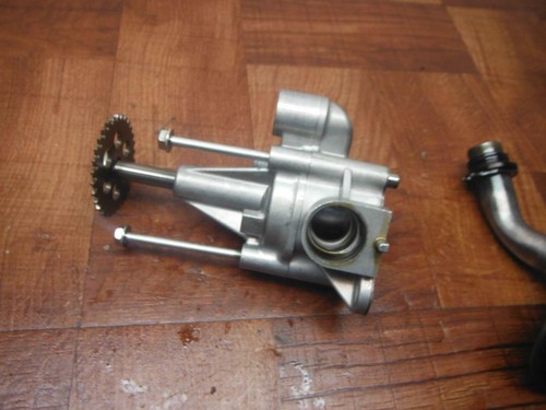 honda 1300 ENGINE MOTOR OIL PUMP 15100-MCS-010 - Image 6