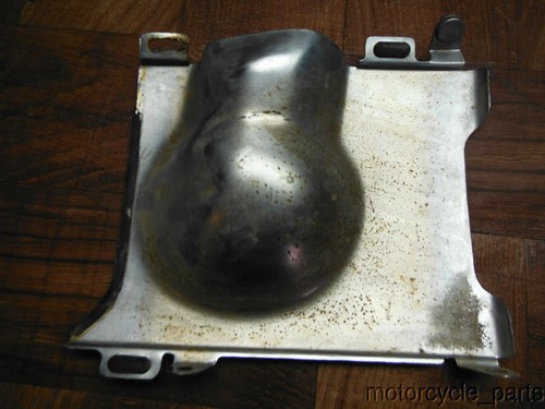 87-96 HONDA SHADOW VT1100C VT 1100 VT1100 CENTER SIDE COVER HEAT SHIELD - Image 2
