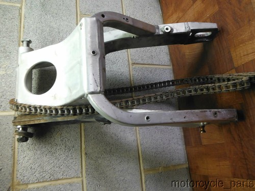 99 00 01 02 YAMAHA R6 YZFR6 YZF 600 SWINGARM SUSPENSION SWING ARM Fast Shipper - Image 3