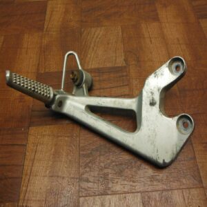 98-01 honda interceptor VFR800 VFR 800 PEG DE COPILOTO TRASERO DERECHO