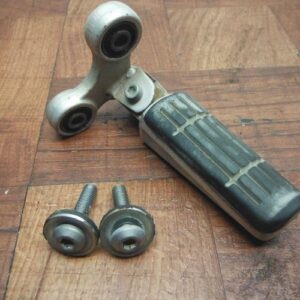 1993 1994 Yamaha GTS1000A REPOSAPIÉS TRASERO IZQUIERDO PARA COPILOTO 4BH-27430-01-00