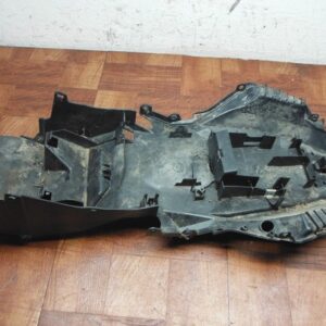 13-17 Kawasaki Ninja 300 BANDEJA DE BATERÍA PLÁSTICA DE TAIL UNDERTAIL TRASERA