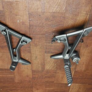 13-17 kawasaki ninja 300 SOPORTE TRASERO IZQUIERDO DERECHO CON MONTURA DE PEGA DEL CONDUCTOR