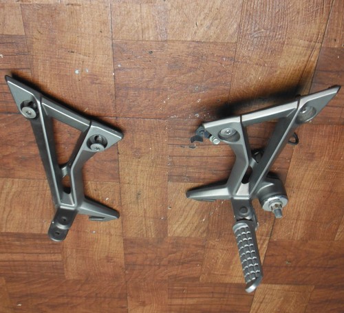 13-17 kawasaki ninja 300 SOPORTE TRASERO IZQUIERDO DERECHO CON MONTURA DE PEGA DEL CONDUCTOR