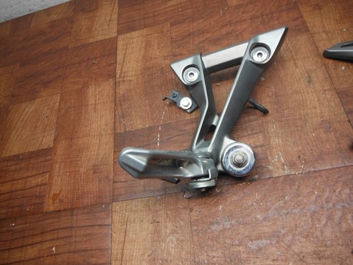 13-17 kawasaki ninja 300 SOPORTE TRASERO IZQUIERDO DERECHO CON MONTURA DE PEGA DEL CONDUCTOR - Image 4