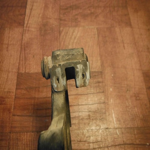 Soporte de Montaje Trasero de Caliper de Freno para Honda Goldwing 1500 90-00 - Image 5