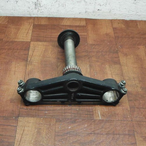 93-01 Kawasaki Ninja ZX11 OEM SOPORTE DE HORQUILLAS DELANTERAS TAPA INFERIOR DEL TRIPLE TREE