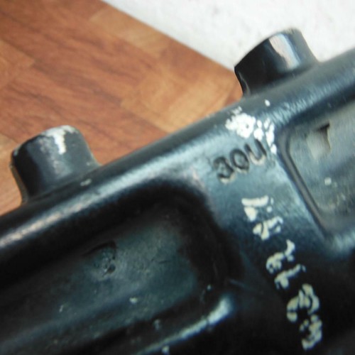 93-01 Kawasaki Ninja ZX11 OEM SOPORTE DE HORQUILLAS DELANTERAS TAPA INFERIOR DEL TRIPLE TREE - Imagen 6
