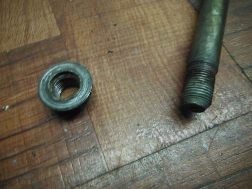 honda TORNILLO DE PIVOTE DEL EJE DEL RIN DELANTERO 44301-461-770 - Image 4