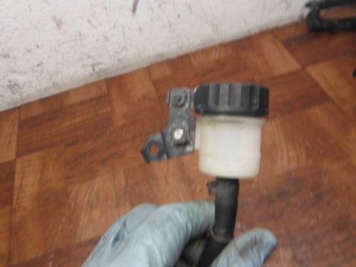13-15 kawasaki ninja 300 REAR BACK BRAKE MASTER CYLINDER W RESERVOIR 43015-0573 - Image 3