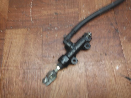 13-15 kawasaki ninja 300 REAR BACK BRAKE MASTER CYLINDER W RESERVOIR 43015-0573 - Image 4