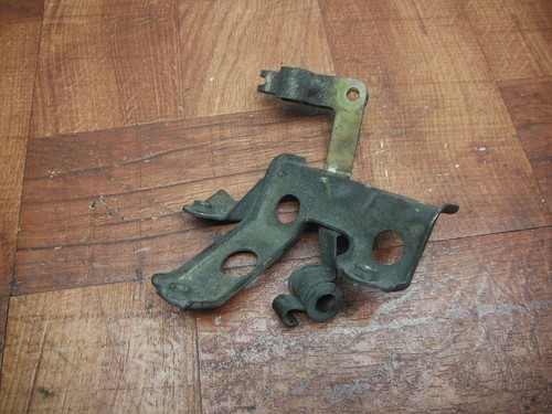 1993 1994 yamaha gts1000a FRONT WHEEL FENDER STAY MOUNT BRACKET HOLDER - Image 4
