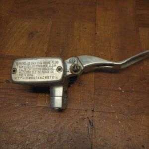 cylinder maestro de freno delantero honda 45510-MZ0-A41