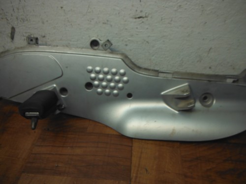 2004 bmw r1150rt SOPORTE IZQUIERDO DE PEGA DE CONDUCTOR TRASERO - Image 4