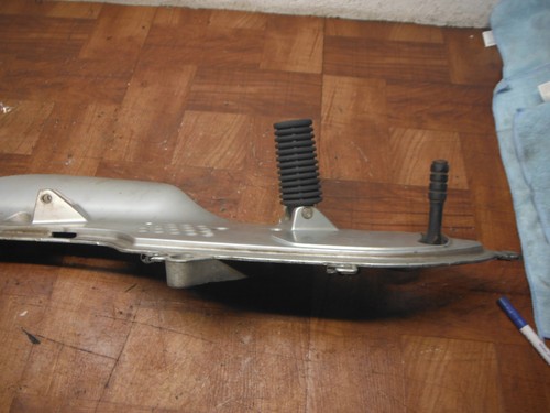 2004 bmw r1150rt SOPORTE IZQUIERDO DE PEGA DE CONDUCTOR TRASERO - Image 12