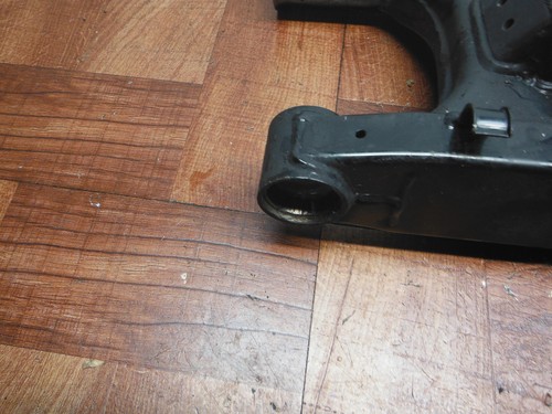 05-09 suzuki C90 VL1500 boulevard REAR SWINGARM SUSPENSION ARM 61100-10860-019 - Image 14