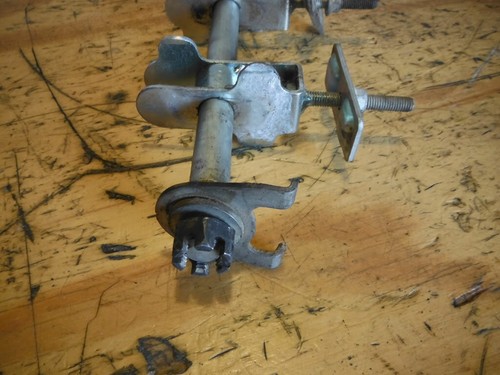 08 SUZUKI GS500 GS 500 E F REAR WHEEL AXLE AXEL BOLT only 2,329 miles - Image 4
