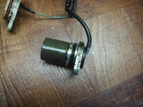 94 FZR600R FZR 600 INTERRUPTOR NEUTRAL SENSOR DE ACEITE 1994 YAMAHA - Imagen 2
