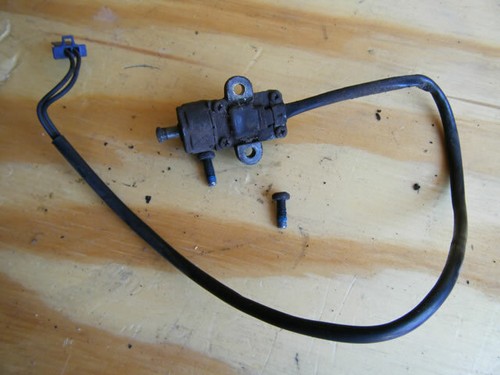 93 FZR600R FZR 600 INTERRUPTOR DE PATA LATERAL SENSOR DE PATA LATERAL 1993 YAMAHA - Imagen 3