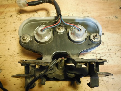 94-04 ZX-6 ZX600 ZX 600 NINJA SOPORTE DE LÁMPARA DE FRENOS LUZ TRASERA OEM - Imagen 3