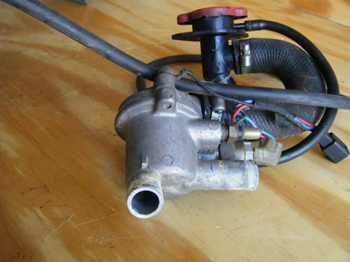 93 FZR600R FZR 600 TAPA DE TERMOSTATO DEL RADIADOR 1993 YAMAHA
