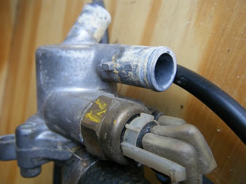 93 FZR600R FZR 600 TAPA DE TERMOSTATO DEL RADIADOR 1993 YAMAHA - Imagen 5