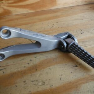 01 ZX600J ZX 600 ZX6R ZX6 NINJA FOOTPEG FOOT PEG REST