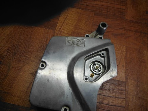 83 SUZUKI GR 650 GR650 TAPA LATERAL DEL MOTOR - Imagen 5