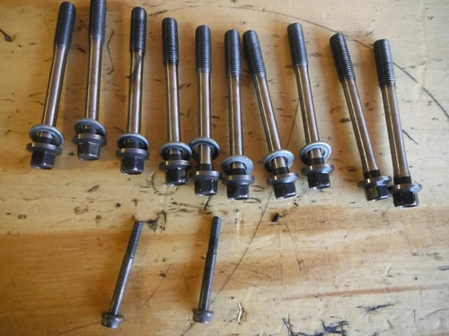 01-03 GSXR 600 GSX-R GSX BOLTS DE CABEZA DE MOTOR ASSY MISC