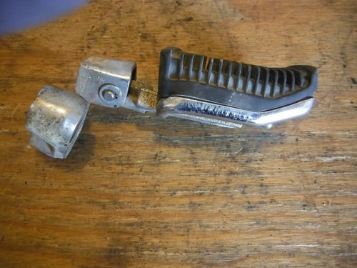 88 SUZUKI GV1400 GV 1400 CAVALCADE FOOTPEG FOOT PEG REST - Image 5