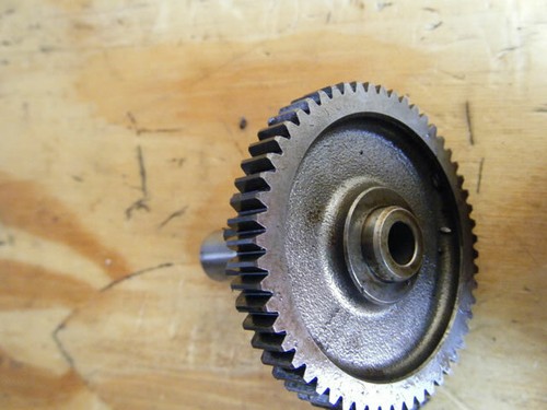 07 GS 500F GS500 2004-2009 ENGINE CLUTCH STARTER OIL PUMP GEAR IDLER - Image 4