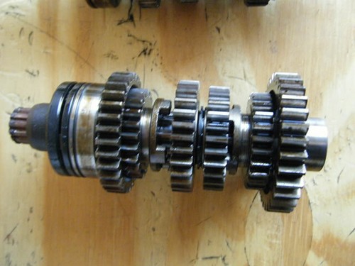 07 GS 500F GS500 2004-2009 ENGINE TRANSMISSION TRANNY GEAR SUZUKI - Image 4