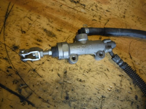 2009 KAWASAKI NINJA EX500 EX 500 CALIPER DE CILINDRO MAESTRO DE FRENO - Imagen 6