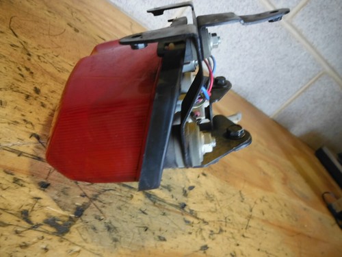 2009 KAWASAKI NINJA EX500 EX 500 LUZ TRASERA LÁMPARA LUZ DE COLA - Imagen 7