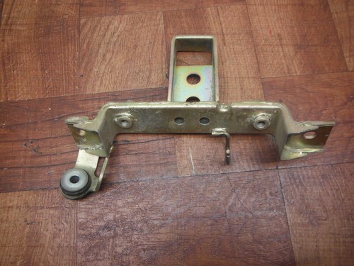 1993 1994 yamaha gts1000a GAS TANK FUEL CELL PETROL RESERVOIR BRACKET MOUNT - Image 2