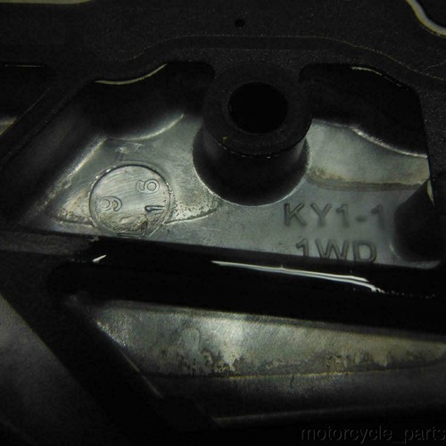 15-19 yamaha yzf r3 OEM ENGINE MOTOR CRANK TOP END CASE COVER - Image 3