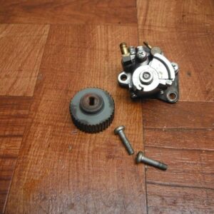 2013 aprilia sr50  sr50r SR 50 R ENGINE OIL PUMP W GEAR