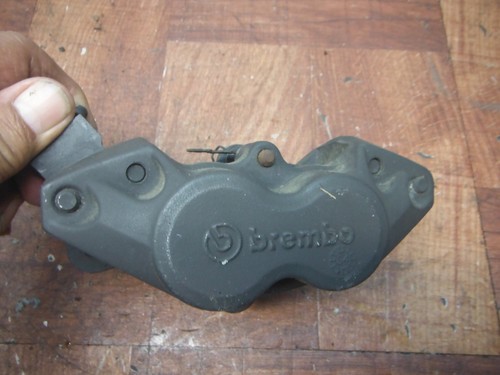 2004 bmw r1150rt JUEGO DE CALIPER DE FRENOS DELANTEROS DERECHO IZQUIERDO PAR CALIPERS CON BALATAS BREMBO - Image 10