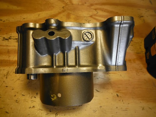 01-09 Suzuki SV650 SV 650 SV650S S CILINDRO DE MOTOR TRASERO 11220-20F20-0F0 - Image 4